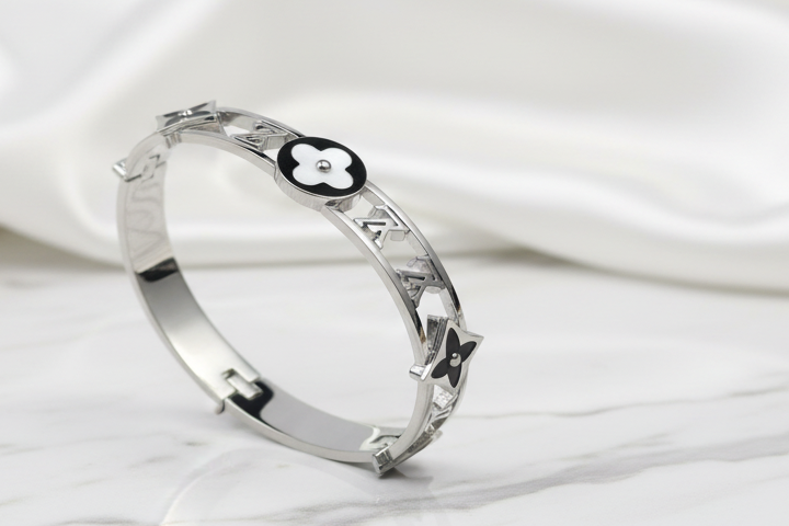 LV unique bangle