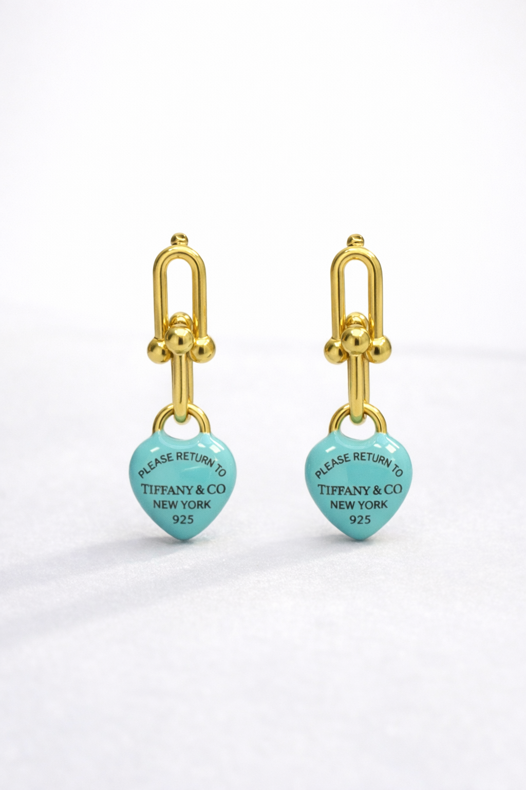 Inspired blue earring