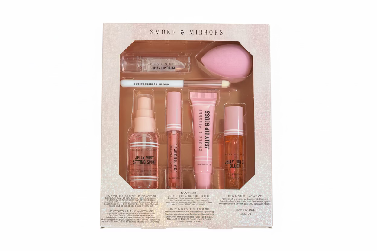 travel essential makeup kit